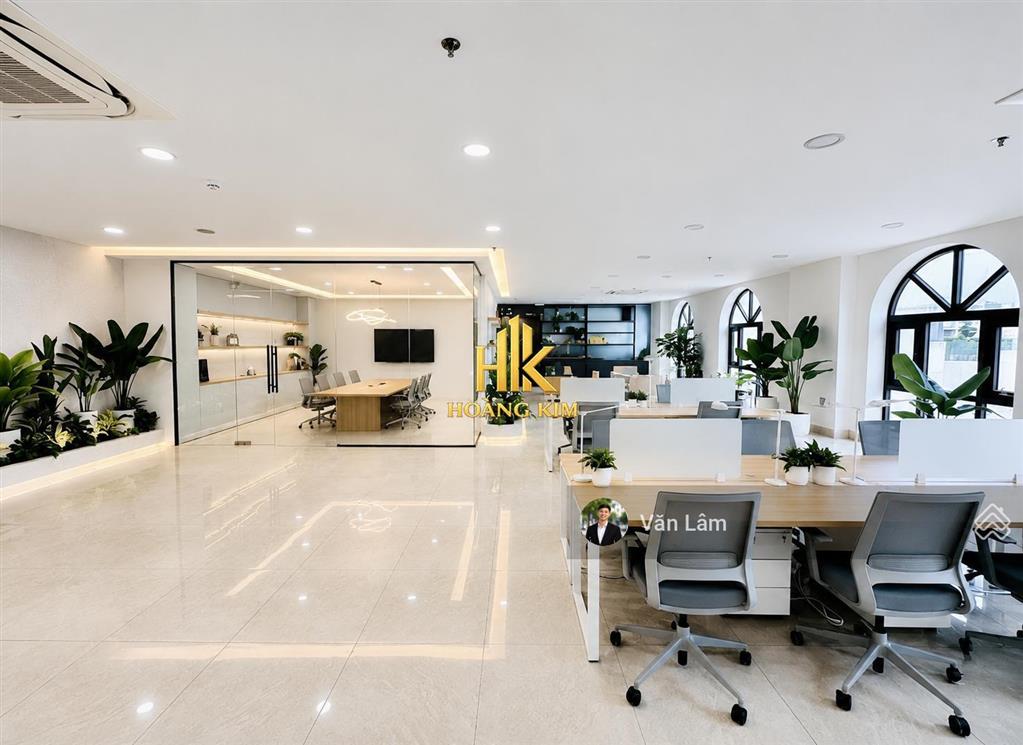 Cho thuê nhà khu vip k300 * ngay lotte cộng hòa * 9x22m, hầm trệt lửng 3 lầu