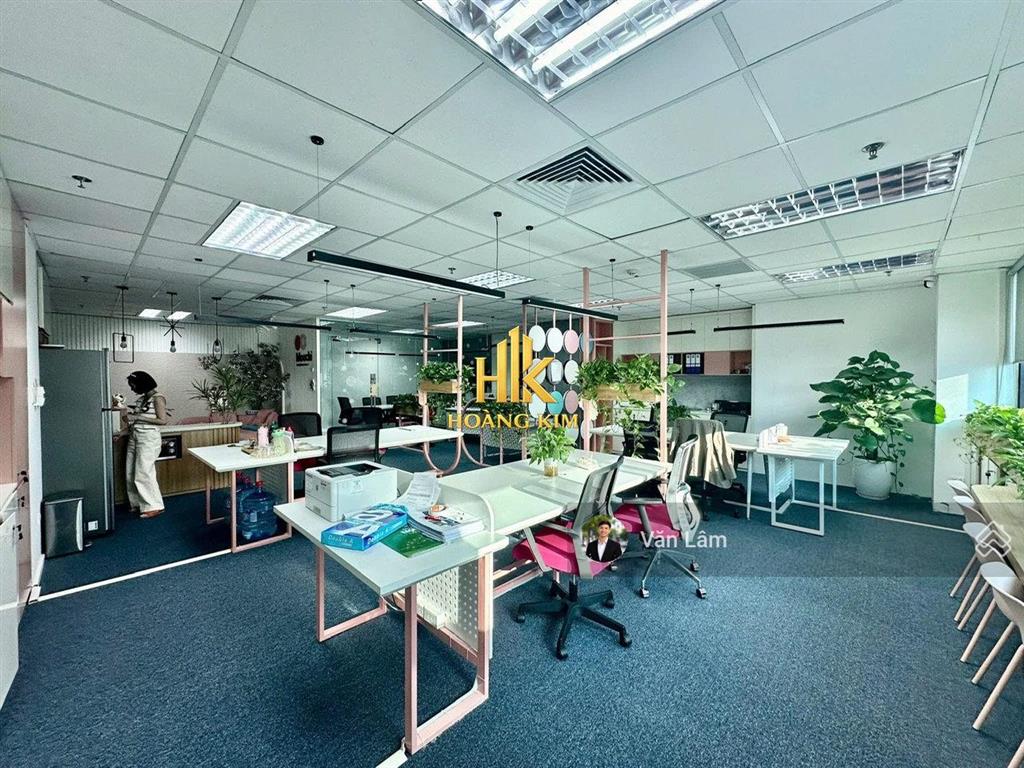 Nhà nguyên căn mới đẹp phổ quang tân bình, mặt tiền 8m, hầm trệt 3 lầu, sang xịn mịn