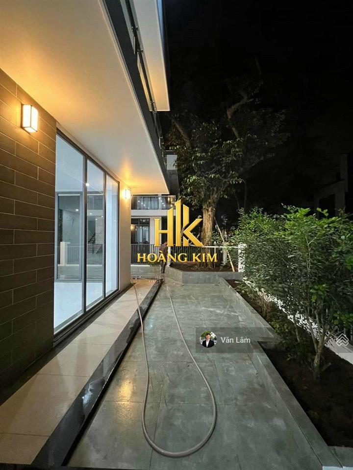 Biệt thự vip khu tân sơn nhì tân phú, 20x20m, 1 trệt 1 lầu, sân vườn rộng