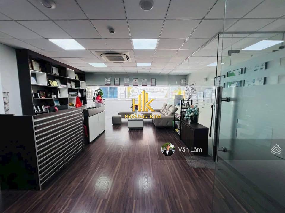 Nhà cho thuê góc 2 mt nguyễn hồng đào * 6x20m, trệt 3 lầu phòng rộng