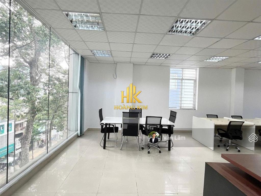Cho thuê nhà khu k300, mặt tiền 8m, hầm trệt 4 lầu, ốp kính sang trọng, view thoáng