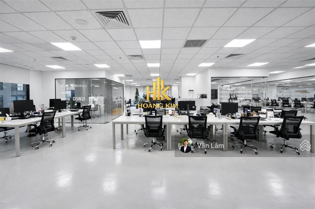 Cho thuê tòa nhà mặt tiền hoàng hoa thám * ngay nhà ga t3 * 10x22m, hầm trệt 5 lầu