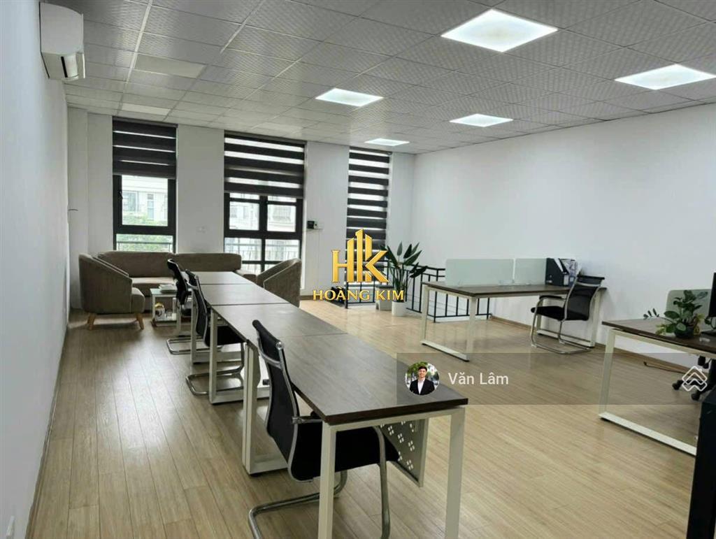 Cho thuê nhà nguyễn trọng tuyển phú nhuận * mặt tiền 12m, trệt 3 lầu * view thoáng đẹp