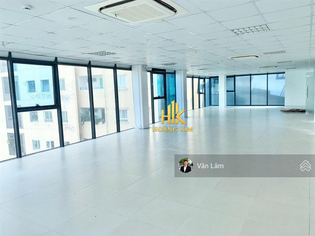 Cho thuê tòa nhà lam sơn tân bình * setup kiểu văn phòng * hầm trệt 5 lầu