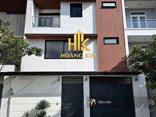 Cho thuê nhà đường ba vân tân bình * 300m2 sử dụng * hợp đồng lâu dài