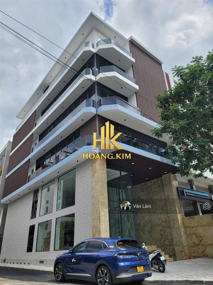Cho thuê góc 2 mặt tiền út tịch tân bình * 8x22m, hầm trệt 4 lầu * vào sử dụng ngay