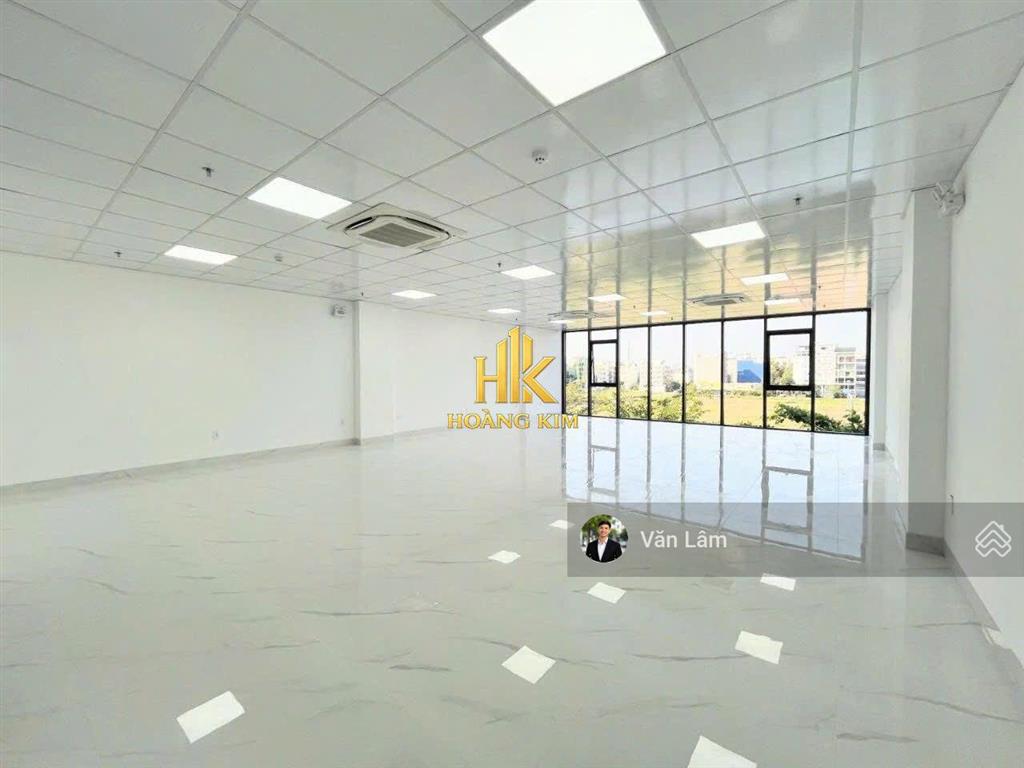 Cho thuê góc 2 mặt tiền út tịch tân bình * 8x22m, hầm trệt 4 lầu * vào sử dụng ngay