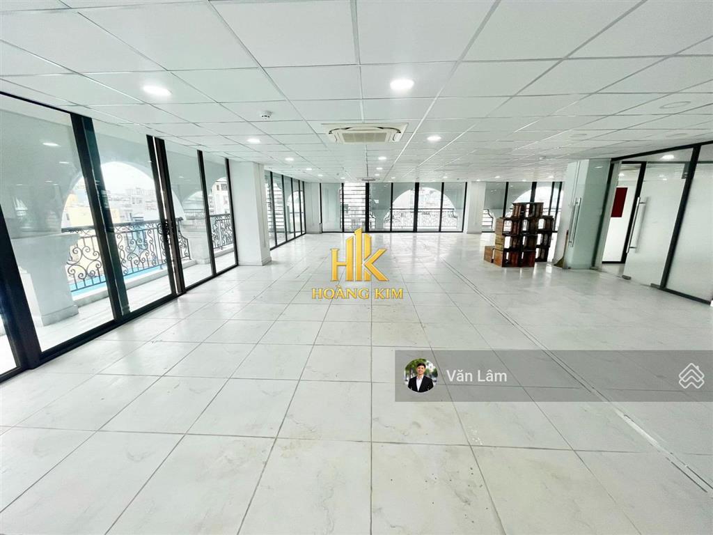 Tòa nhà vip 68 hoàng văn thụ tân bình * 8x22m, hầm trệt 6 lầu * sàn trống, dễ setup