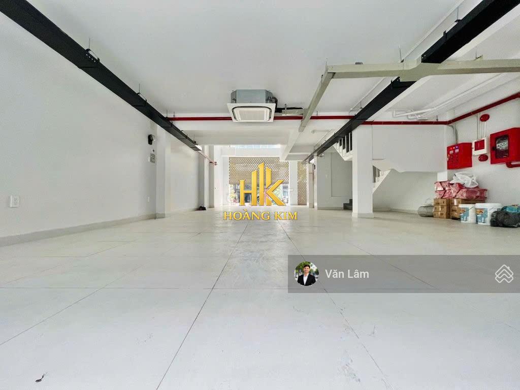 Cho thuê nhà mt lê trung nghĩa tân bình * 8x20m * 1 trệt 5 lầu * thang máy