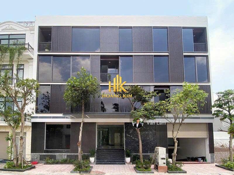 Tòa nhà đẹp mới xây cho thuê * nguyễn thế truyện tân phú * mặt tiền 20m, hầm trệt 3 lầu