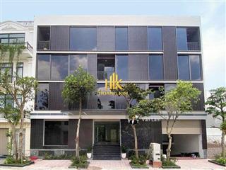 Tòa nhà đẹp mới xây cho thuê * nguyễn thế truyện tân phú * mặt tiền 20m, hầm trệt 3 lầu