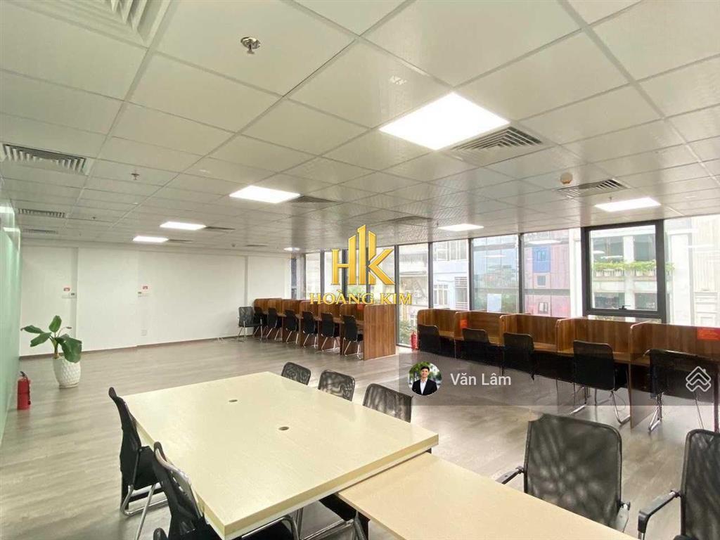 Cho thuê nhà mặt tiền út tịch tân bình * 7x20m * hầm trệt 4 lầu * thang máy