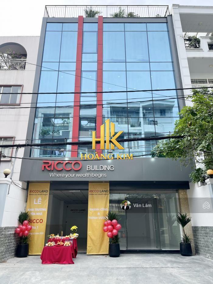 Cho thuê nhà nguyên căn * trần quốc hoàn tân bình * 9x20m * trệt 3 lầu