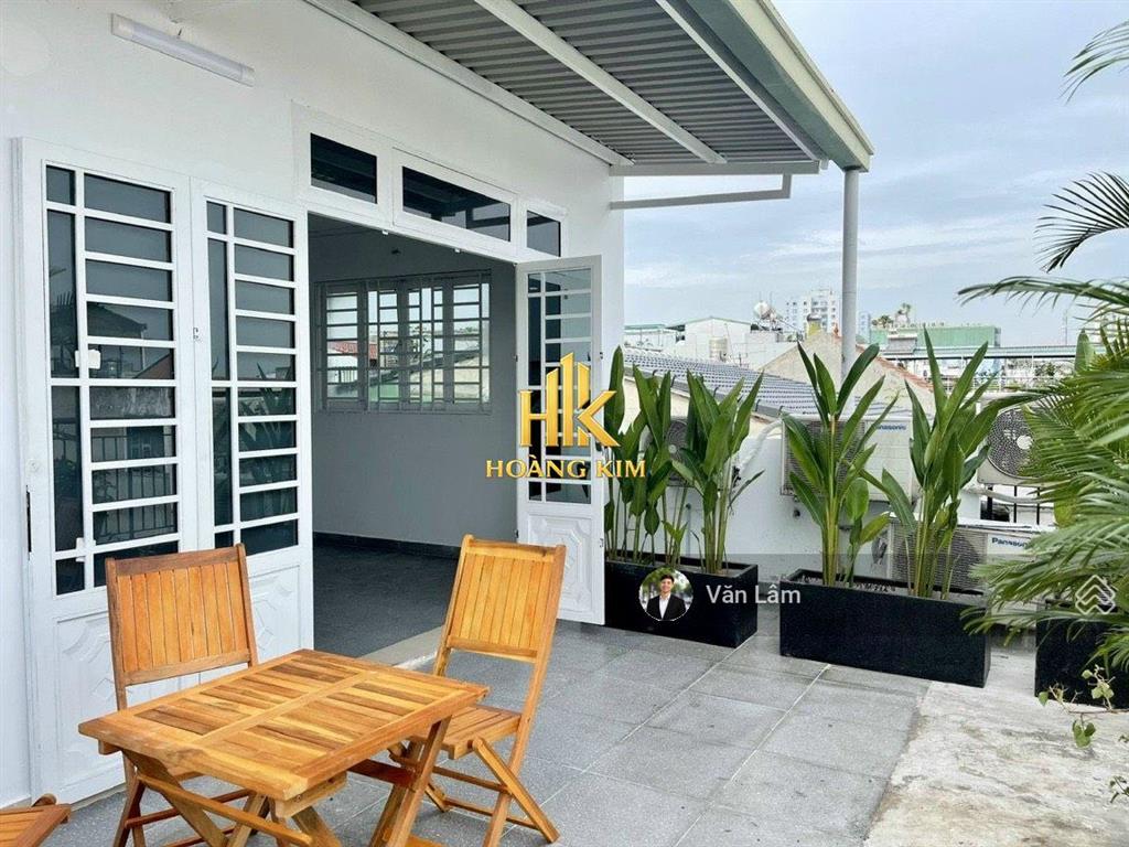 Cho thuê nhà nguyên căn * trần quốc hoàn tân bình * 9x20m * trệt 3 lầu