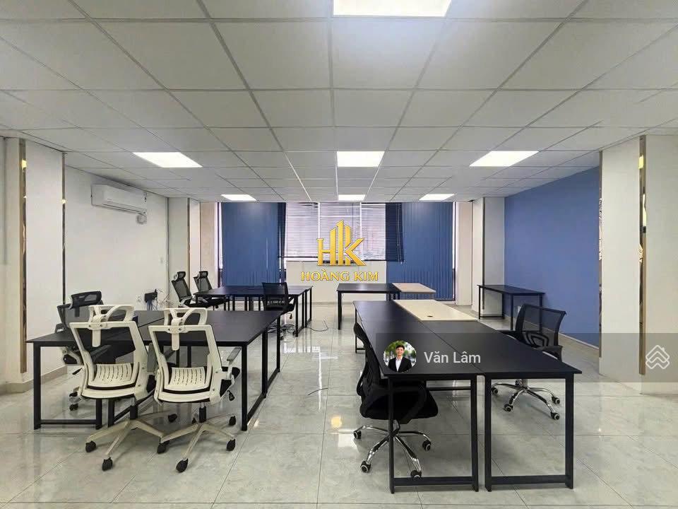 Cho thuê nhà mặt tiền cửu long khu sân bay tân bình * hầm trệt 5 lầu, ngang 6m * cầu thang cuối nhà