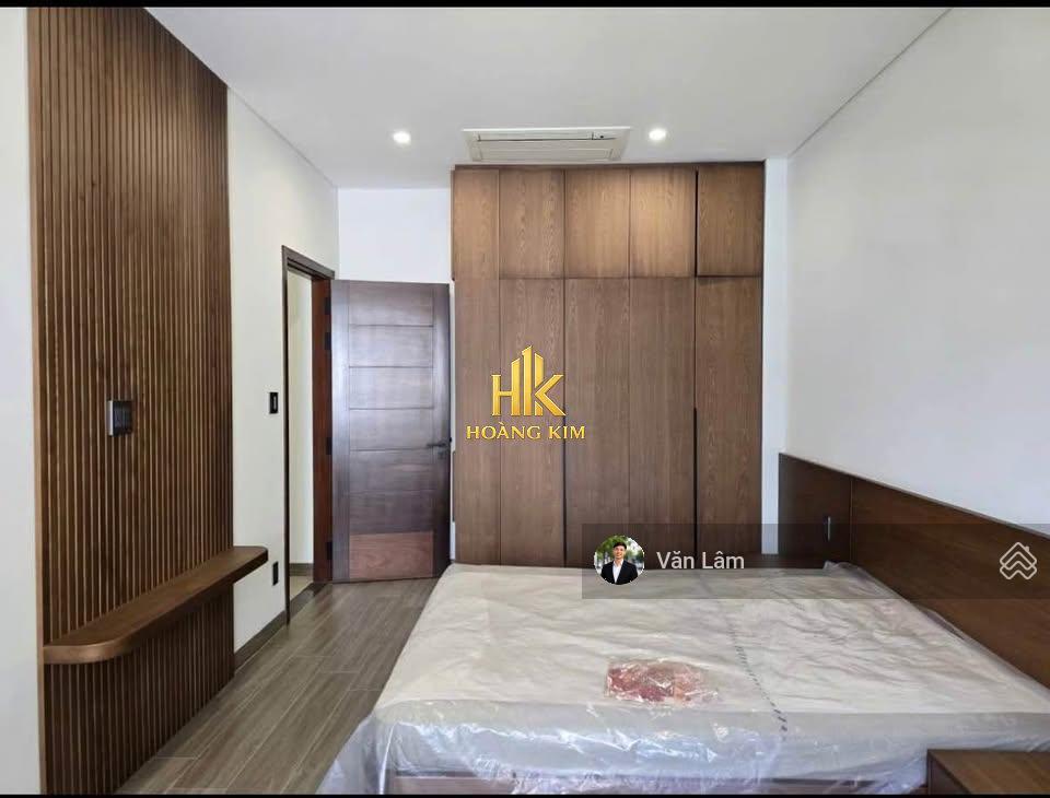 Cho thuê nhà vip phổ quang tân bình * 9x20m, trệt 3 lầu * sân vườn