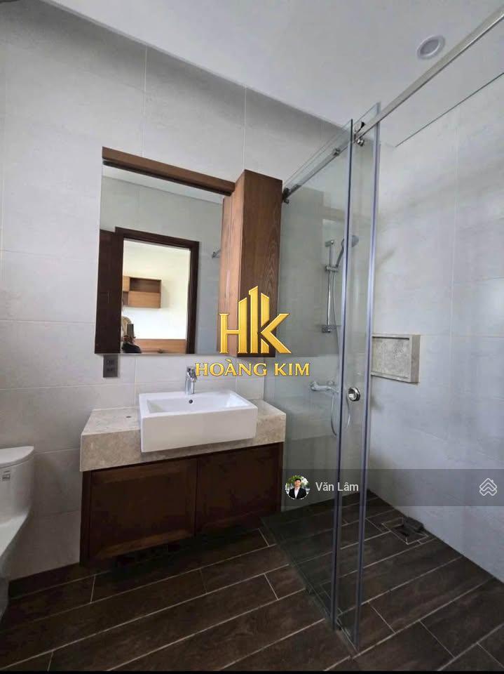 Cho thuê nhà vip phổ quang tân bình * 9x20m, trệt 3 lầu * sân vườn