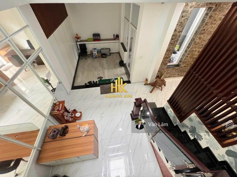 Cho thuê nhà mặt tiền bàu cát 3 tân bình * 8x20m * trệt 3 lầu