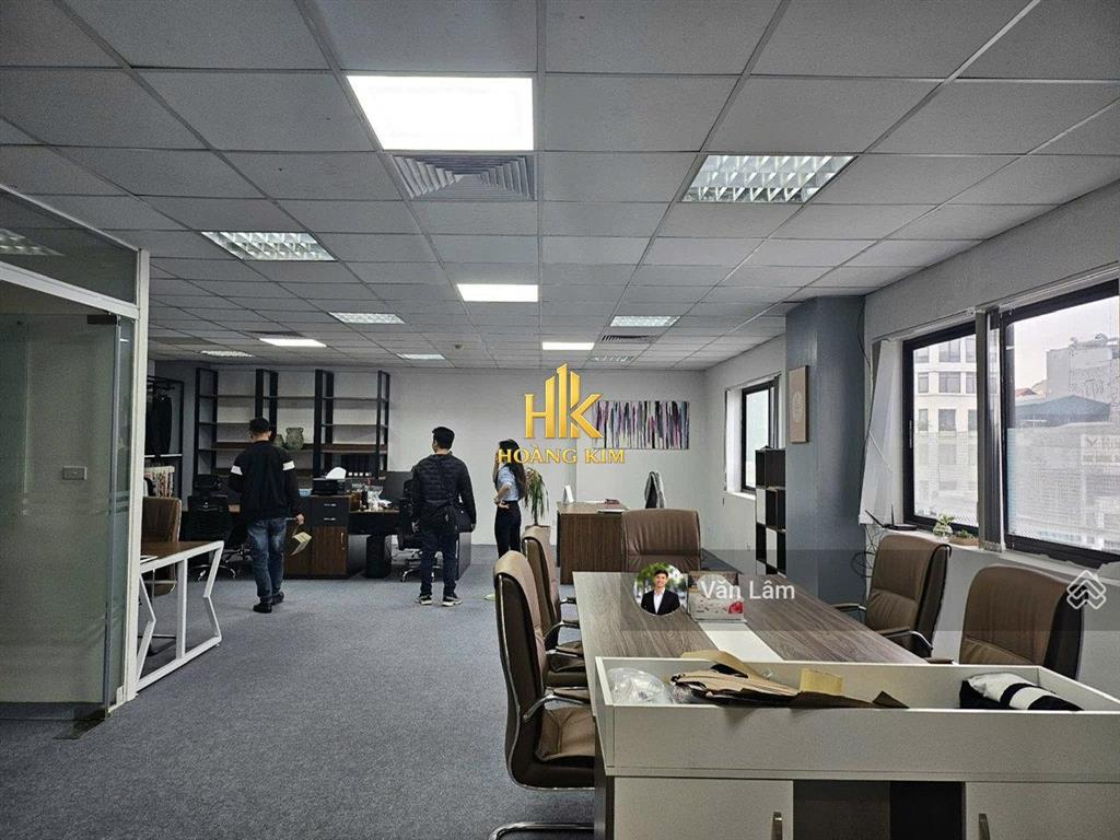 Cho thuê nhà nguyễn văn trỗi phú nhuận * trệt 4 lầu, ngang 8m * sàn suốt đẹp * thang máy