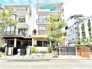 Cho thuê nhà mới sửa chữa mt bàu cát 2 tân bình * 8x18m, hầm trệt 3 lầu