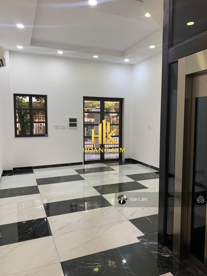 Cho thuê biệt thự mekong phổ quang tân bình * 8x18m, trệt 3 lầu