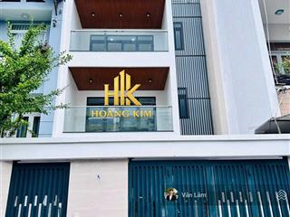 Nhà cho thuê hoàng diệu phú nhuận * 6.5x20m, trệt 3 lầu phòng rộng