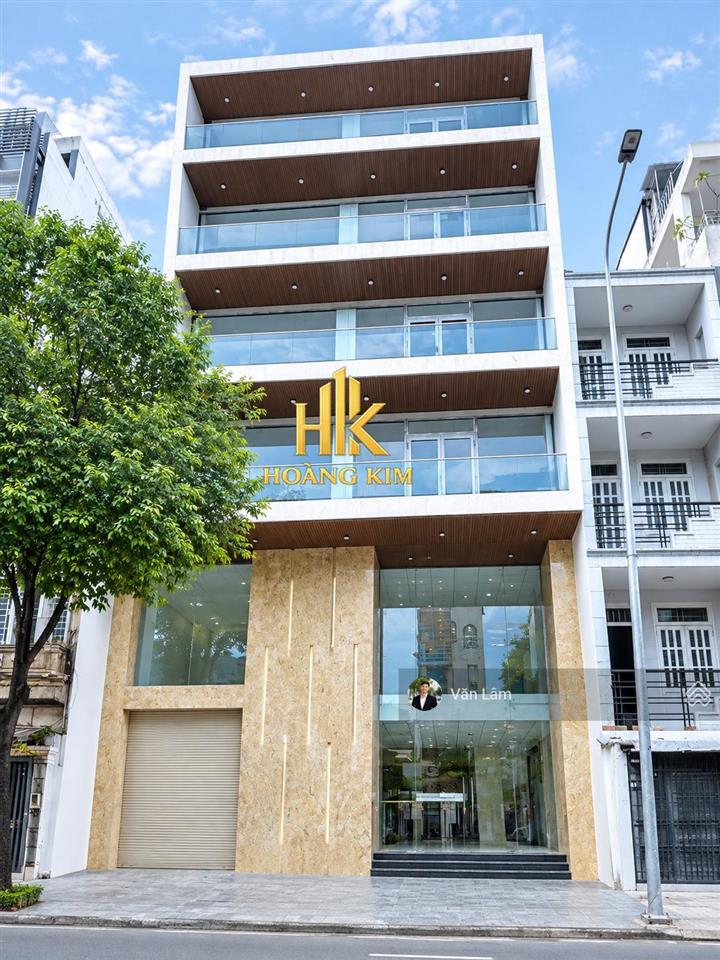 Cho thuê tòa nhà 7779 phổ quang tân bình * 1200m2 sử dụng, mặt tiền 12m * thang máy, pccc đầy đủ