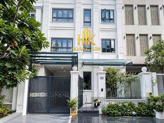 Cho thuê biệt thự hoàng việt tân bình * 8x18m, hầm trệt 3 lầu