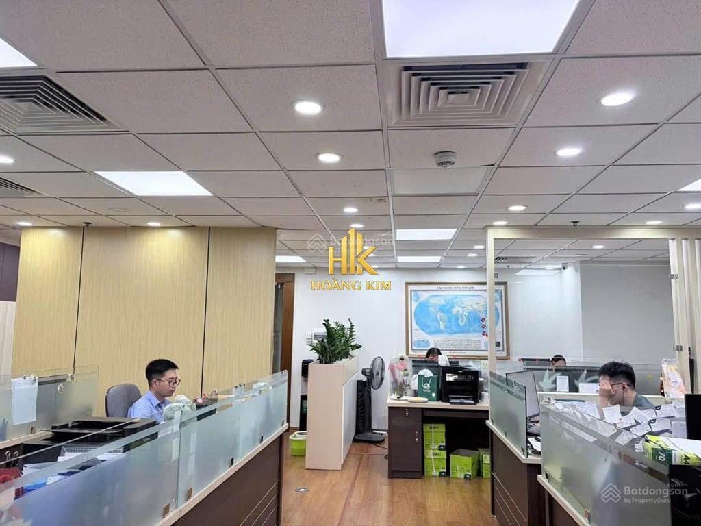 Cho thuê nhà mặt tiền lam sơn tân bình * 6x20m, hầm trệt 6 lầu thang máy