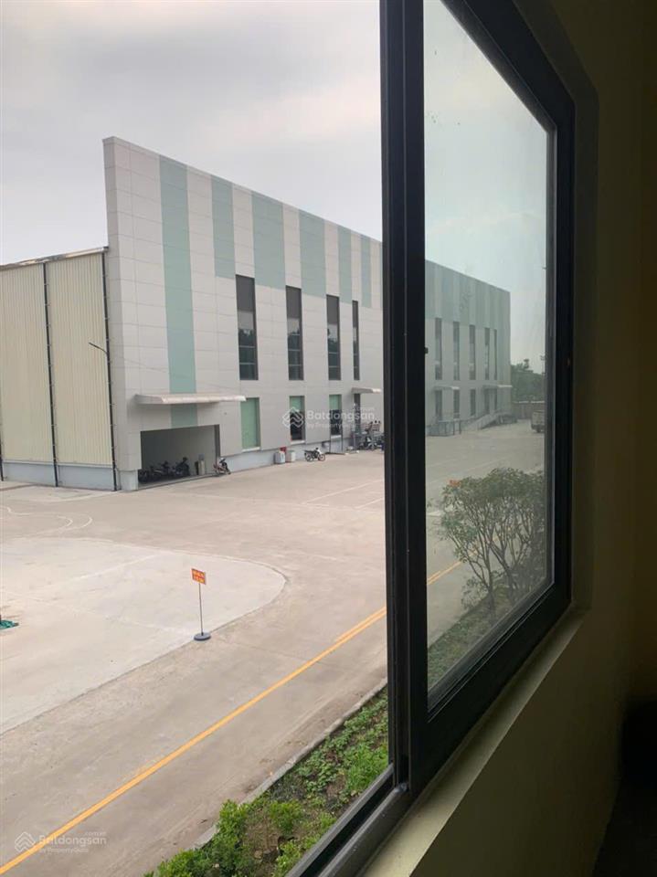 Chính chủ cho thuê vp diện tích đa dạng từ 27m2, view cây xanh tại long biên