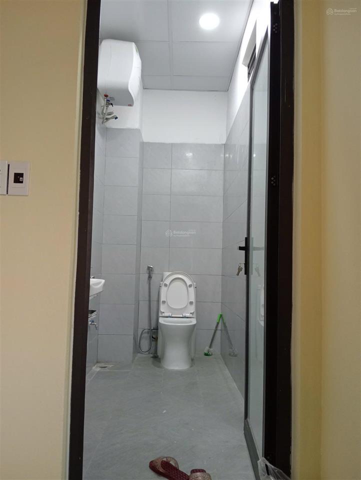 Chính chủ cho thuê vp diện tích đa dạng từ 27m2, view cây xanh tại long biên