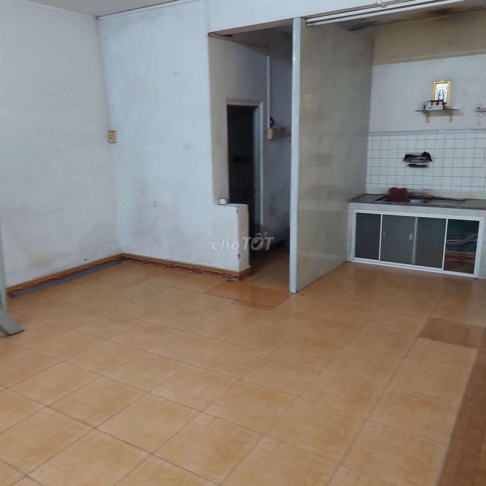 NHÀ C4 GÁC LỬNG 5X18, GÓC 2 MẶT HẺM, ĐƯỜNG XE TẢI