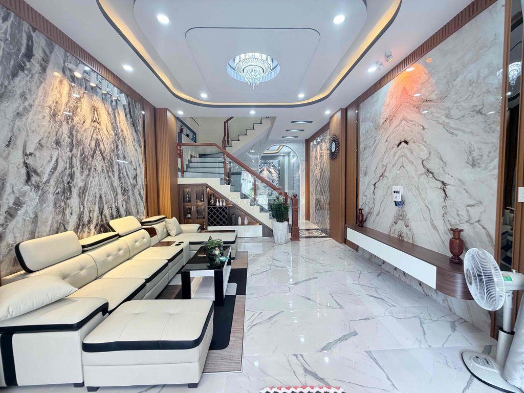 Bán nhà phố mới 100%