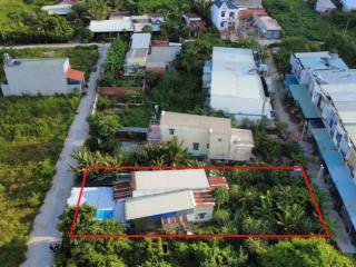 Bán gấp đất có nhà vườn 2 mặt tiền trước sau, gần chợ bình mỹ, cách đường 421 vài bước chân