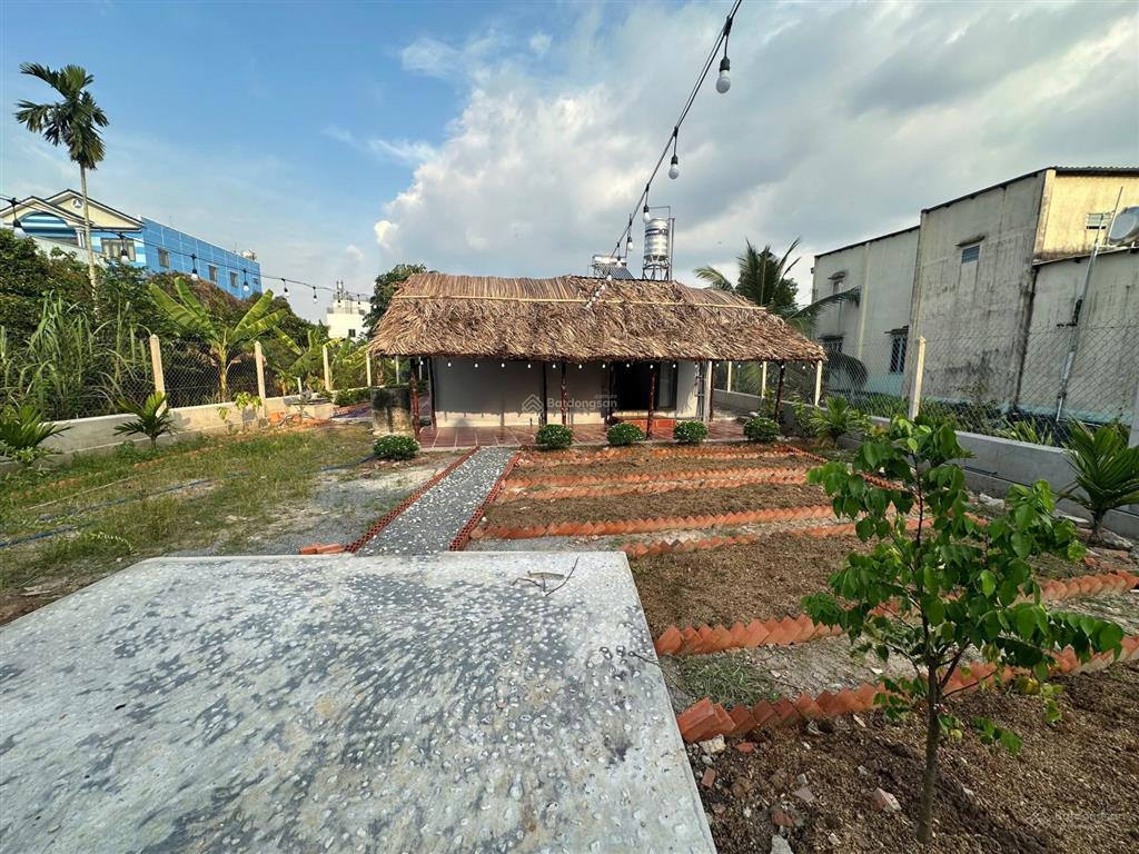 Bán gấp nhà vườn 2 mặt tiền gần chợ bình mỹ xã bình mỹ 521m2, nhà mới sửa chữa mới cứng, hỗ trợ vay