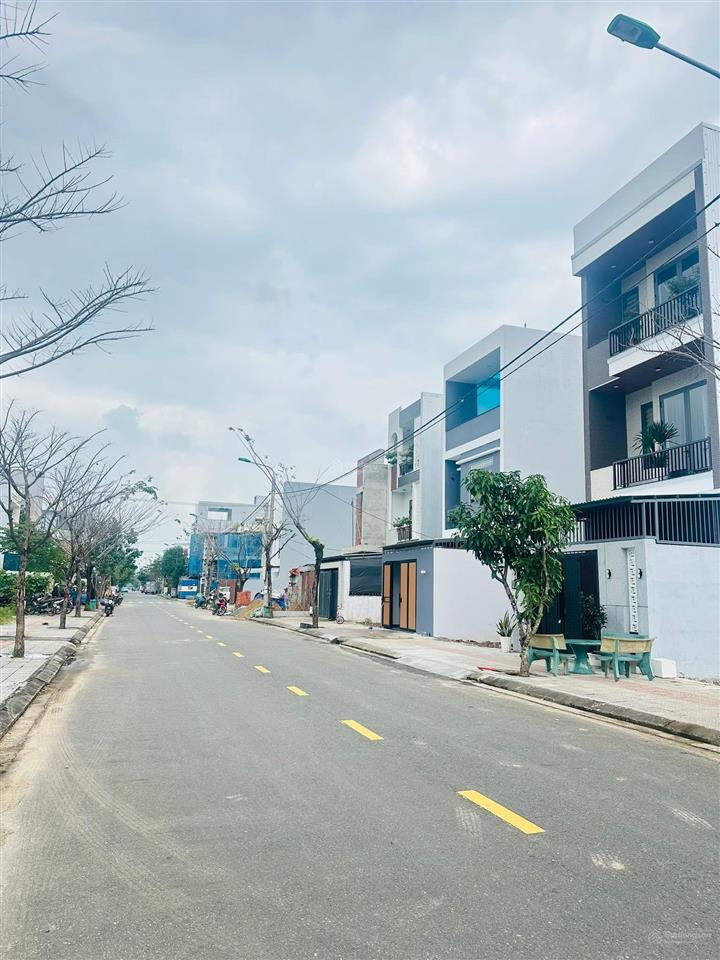 Bán đất trương xuân nam trục thông kinh doanh b2 47 tây bắc lô sạch giá đầu tư