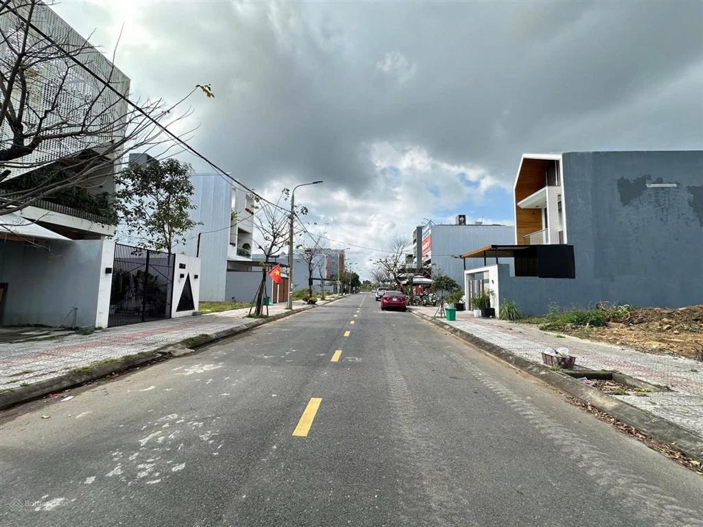Bán đất hói kiểng 12, nam hòa xuân sát minh mạng, đường 7,5m 105m2 lô sạch