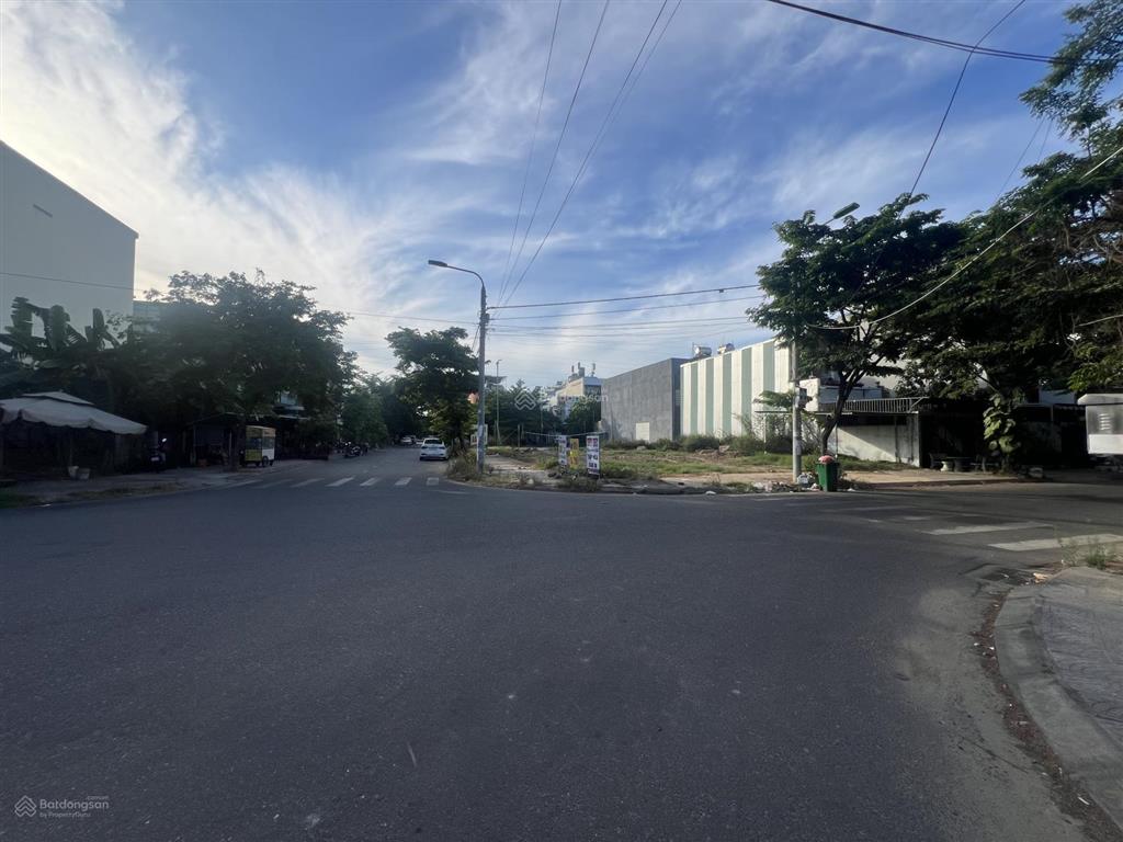 Lô góc ngã 4 rẻ nhất khu nam nguyễn tri phương đường nguyễn hiến lê sát võ chí công 10.5 tỷ tl