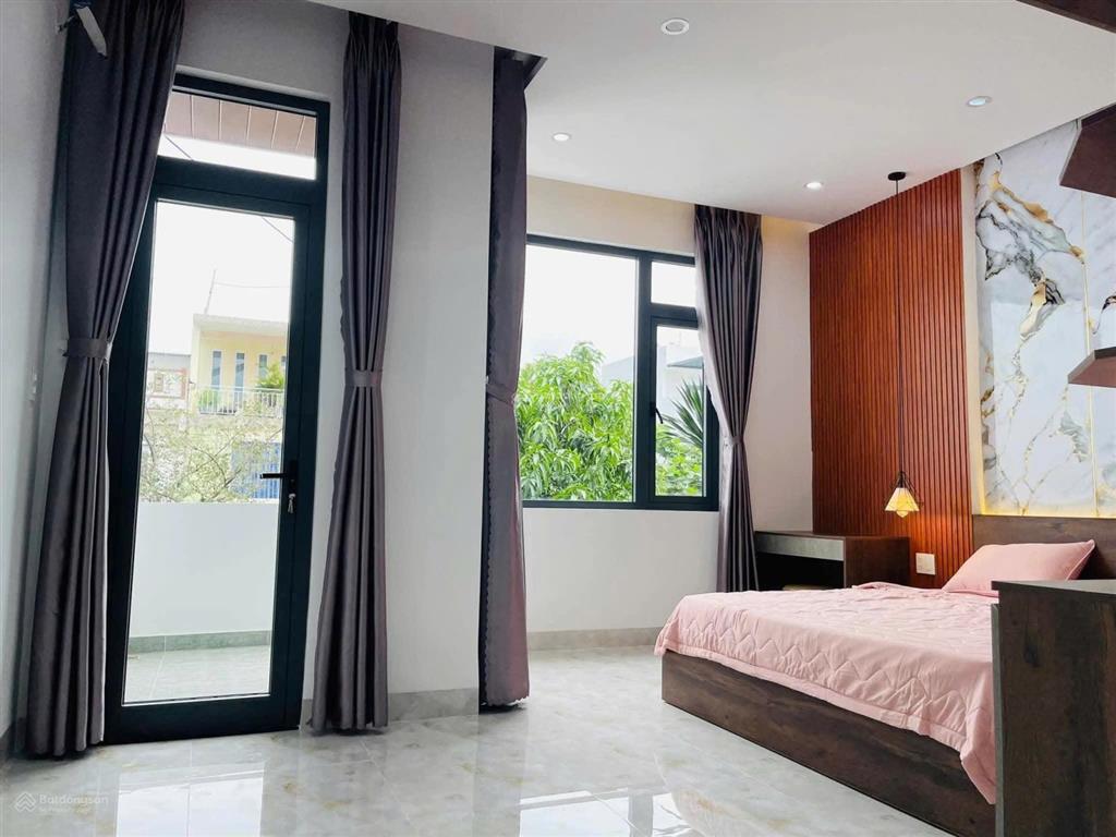 Nhà 3 tầng thanh lương 11 hoà xuân hướng đông nam 4pn 5ưc đường 7.5m