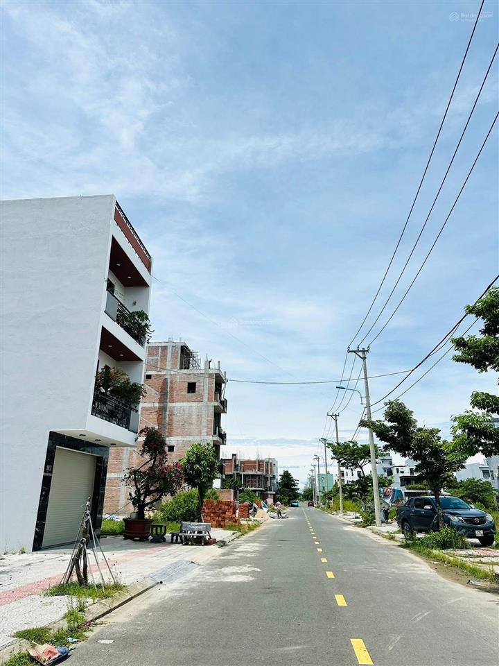 Lô đẹp đặng hồi xuân thông nguyễn phước lan đông nam 110 m2 b2 99