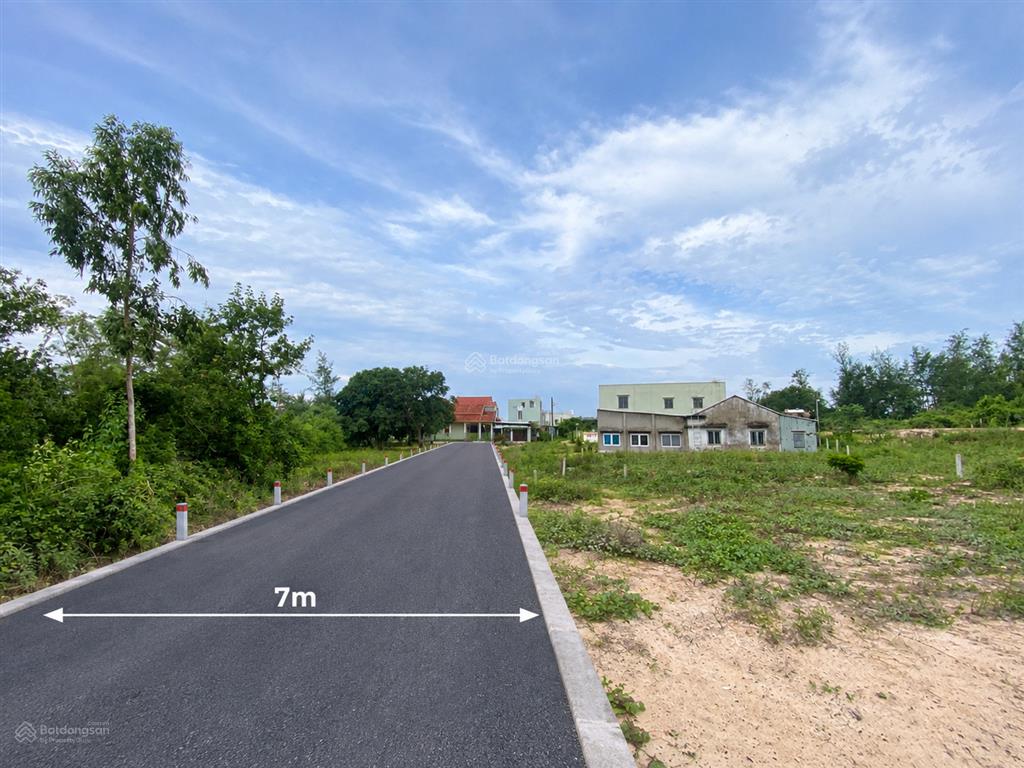 Bán đất sát biển bình minh giá chỉ 1ty650.  0967 486 ***
