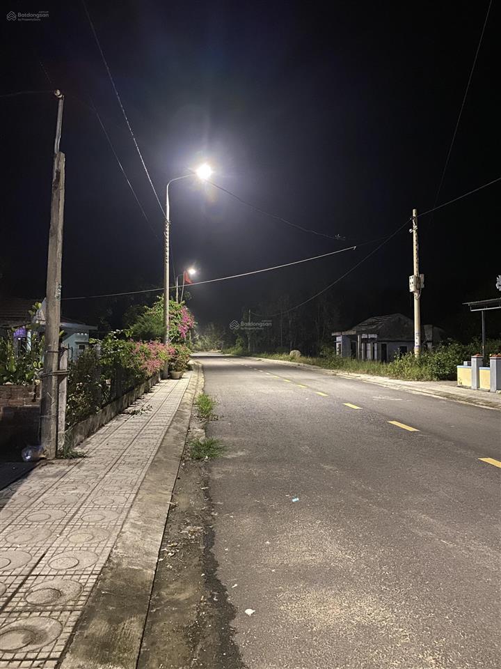 Chính chủ bán đất mặt tiền đường 8m view biển tại bình minh.  0967 486 ***