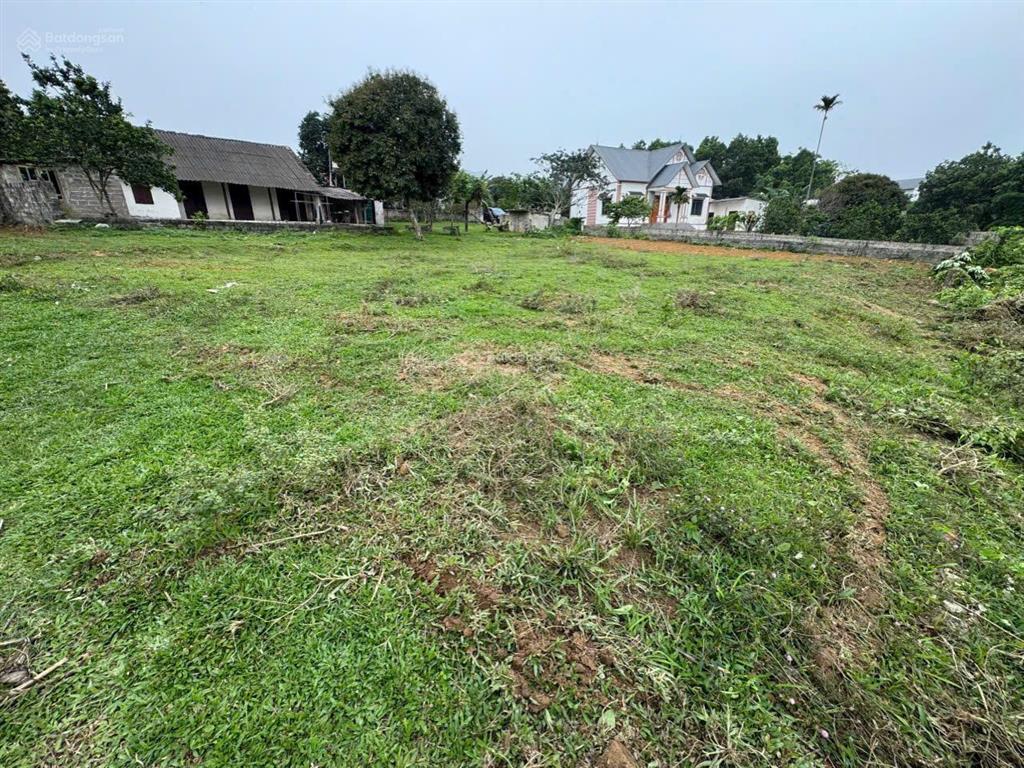 Gia đình cần bán lô đất 800m2 đất thổ cư