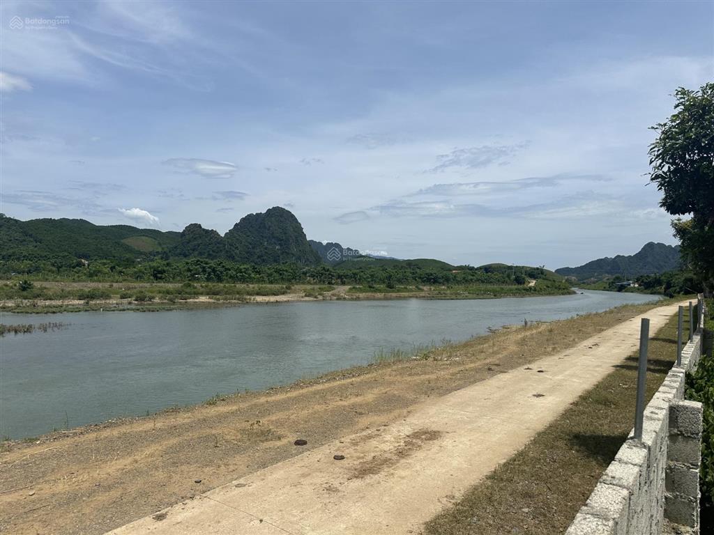 Đất nghỉ dưỡng bám sông bôi 300m, cách hà nội 65km