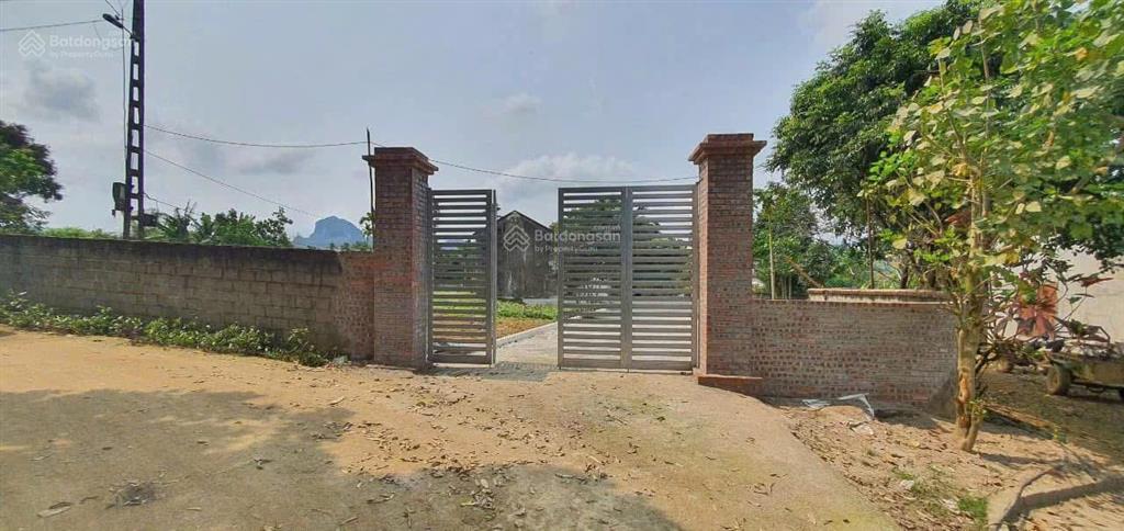 Bán 2629m2 có 300m2 thổ cư tại lương sơn, hòa bình