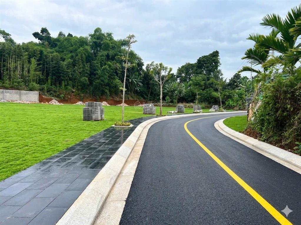 Bán đất nghỉ dưỡng kim bôi  có khoáng nóng  vị trí đẹp  tiềm năng đầu tư cao