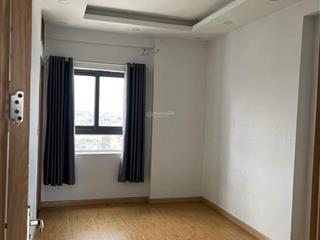 Cho thuê căn hộ 2pn 2wc ngay chợ bà chiểu 13tr