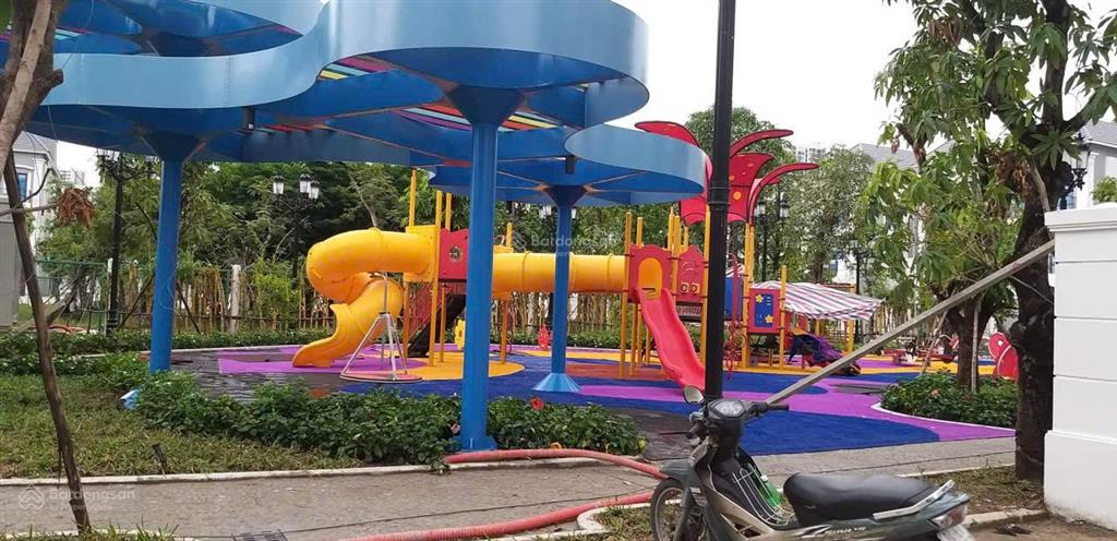 Cho thuê nhà phố manhattan glory 84m2 nguyên căn vinhomes q9 làm dịch vụ