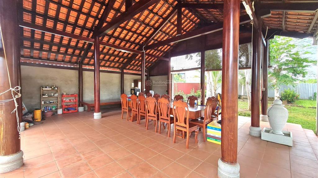 Chủ cần tiền bán rẻ khu view nhà vườn nghỉ dưỡng 2155m2. mặt tiền đường tl764, sông ray, đồng nai