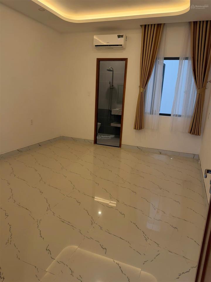 Cần bán nhà phố hiện đại 2 lầu mặt tiền đường phan huy thực, phường tân kiểng quận 7